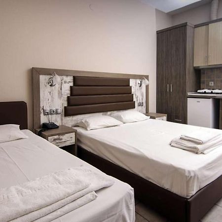 נאוס מרמרס Sunset Hotel מראה חיצוני תמונה