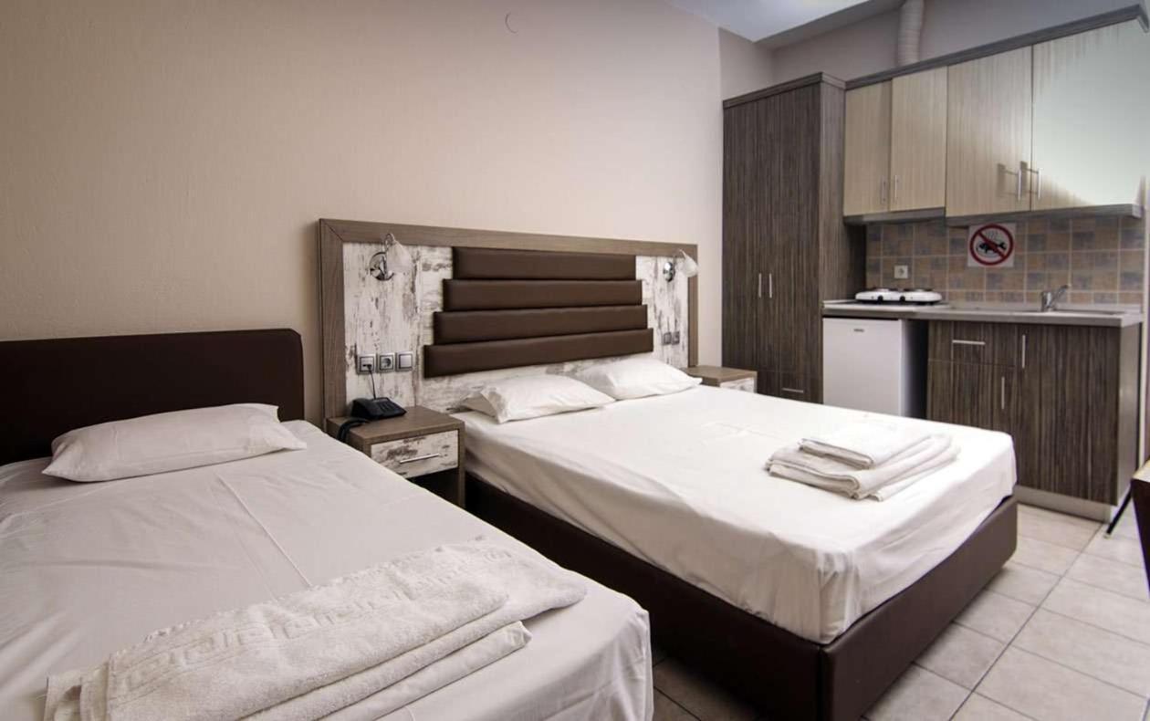 נאוס מרמרס Sunset Hotel מראה חיצוני תמונה